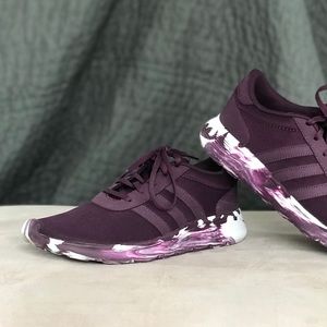 Like new Adidas Neo size 9